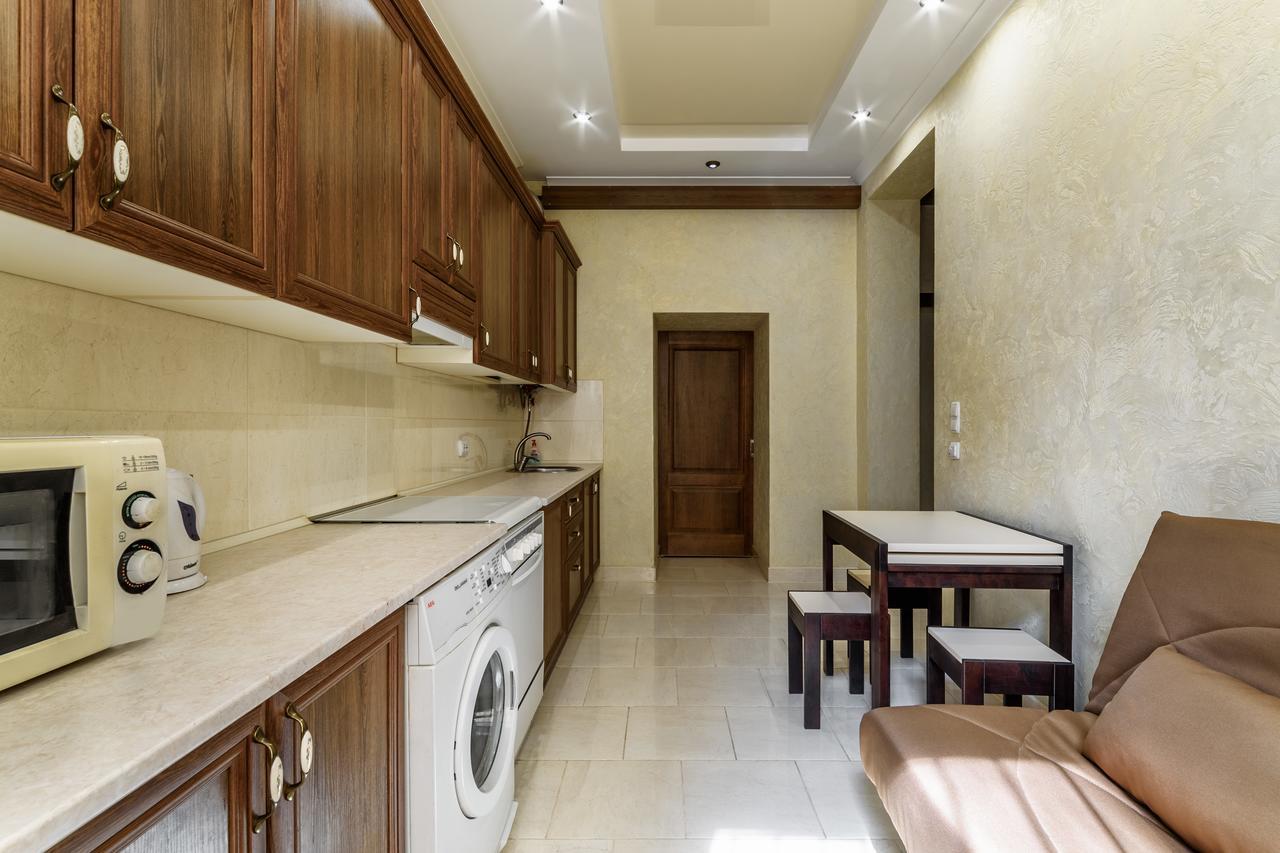 Novyi Svit Lviv Extérieur photo